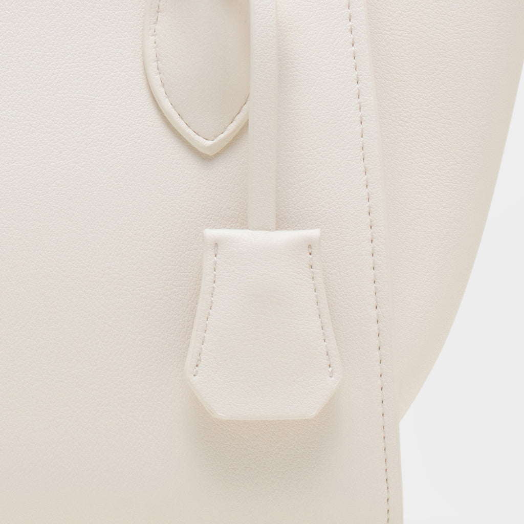 Eggshell White-text