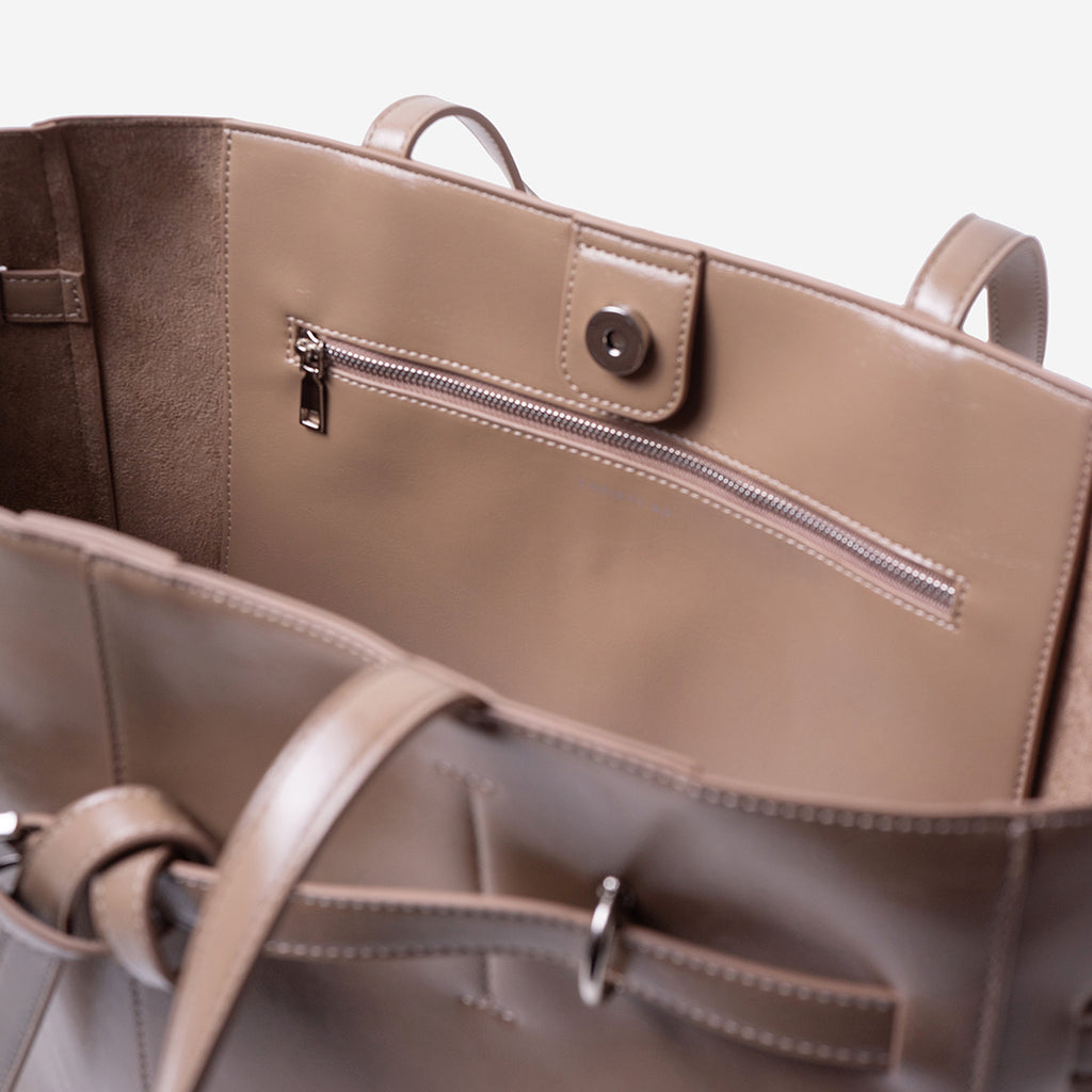 Taupe