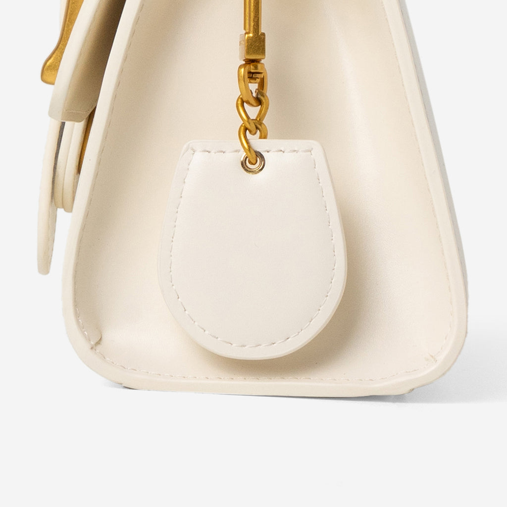 Eggshell White-text