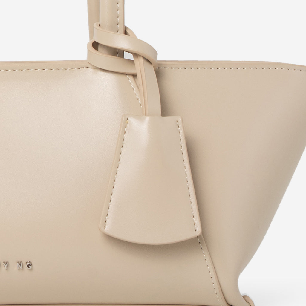 Beige-text