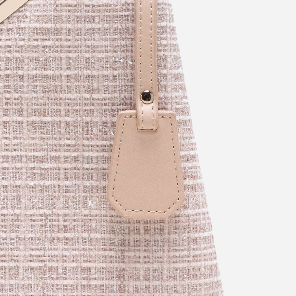 Beige Tweed-text