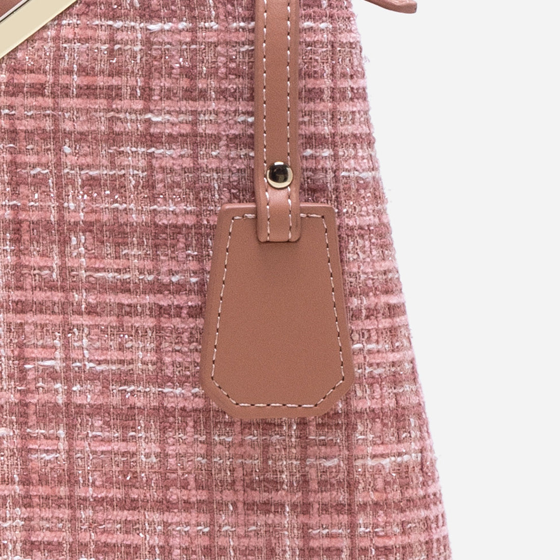 Blush Tweed-text