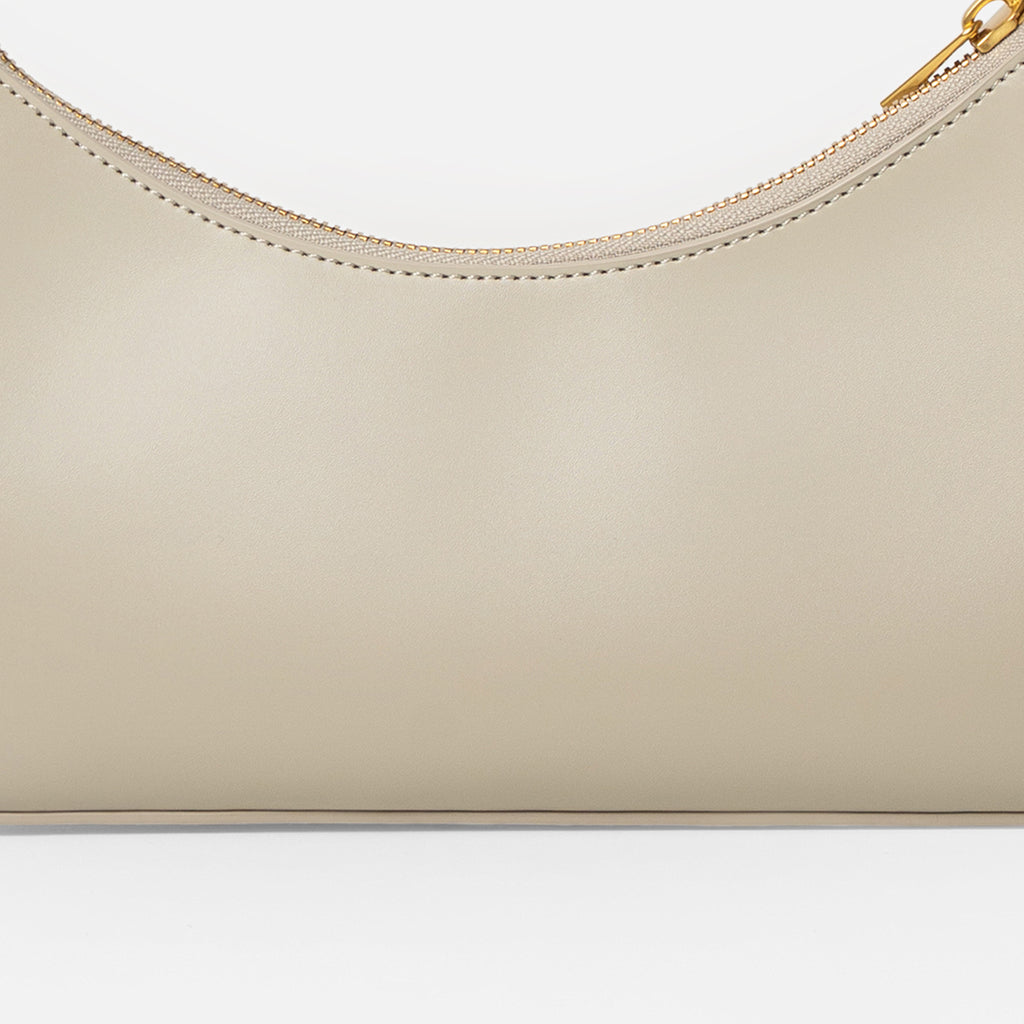 Latte Beige-text