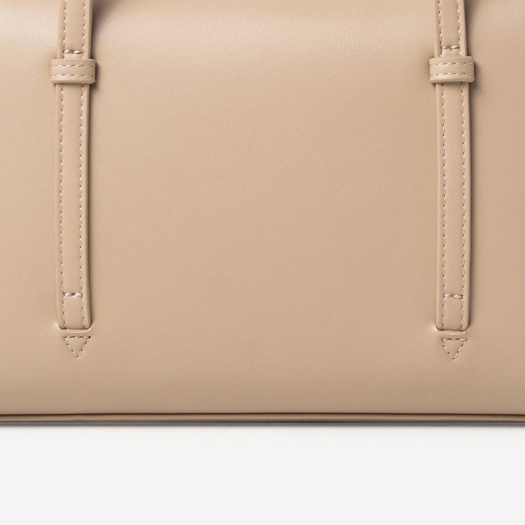 Latte Beige-text