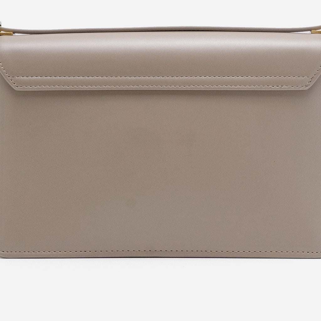 Desert Taupe-text