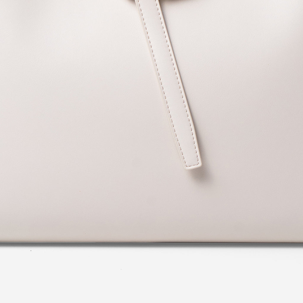 Latte Beige-text
