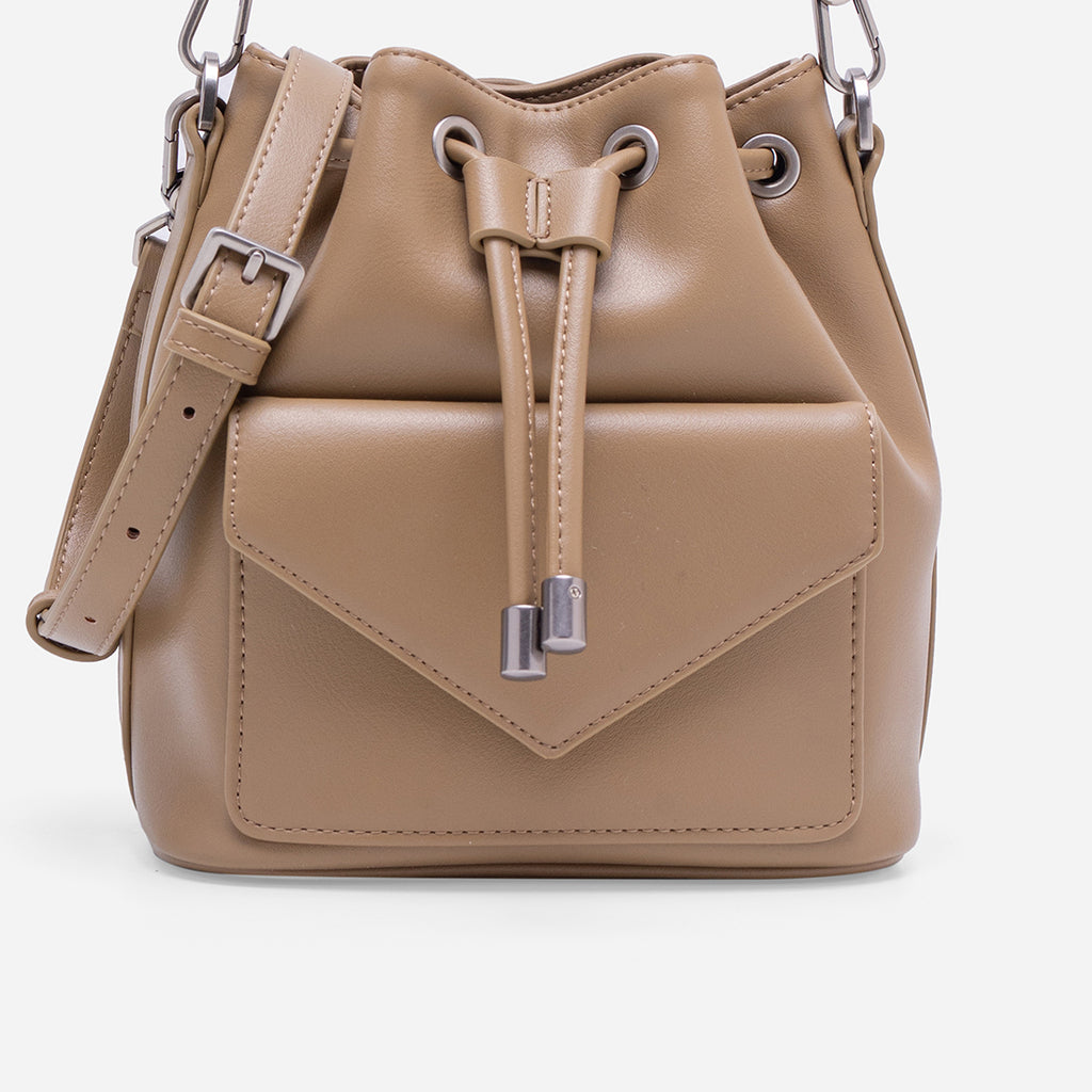Latte Brown-text