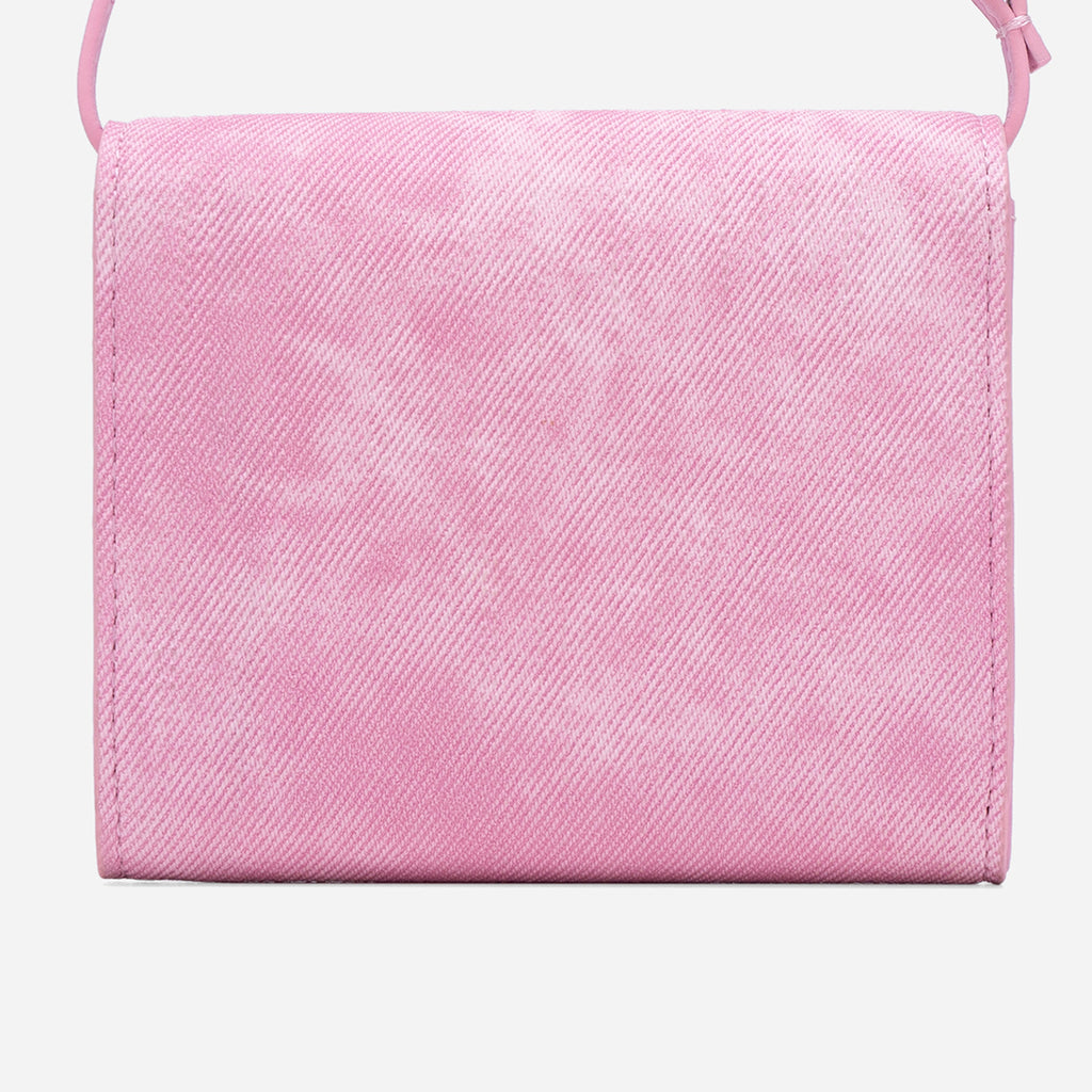 Pink Denim-text
