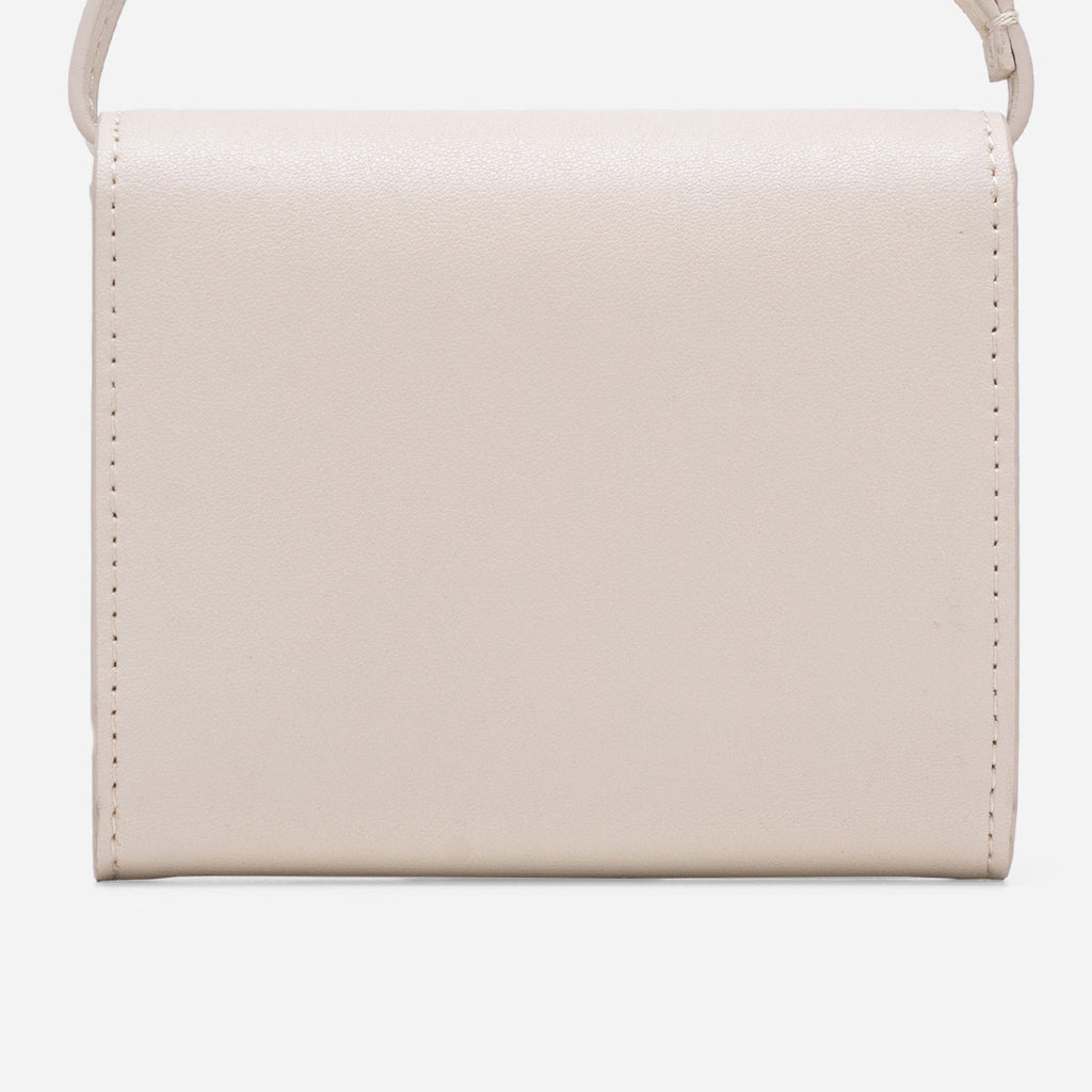 Latte Beige-text