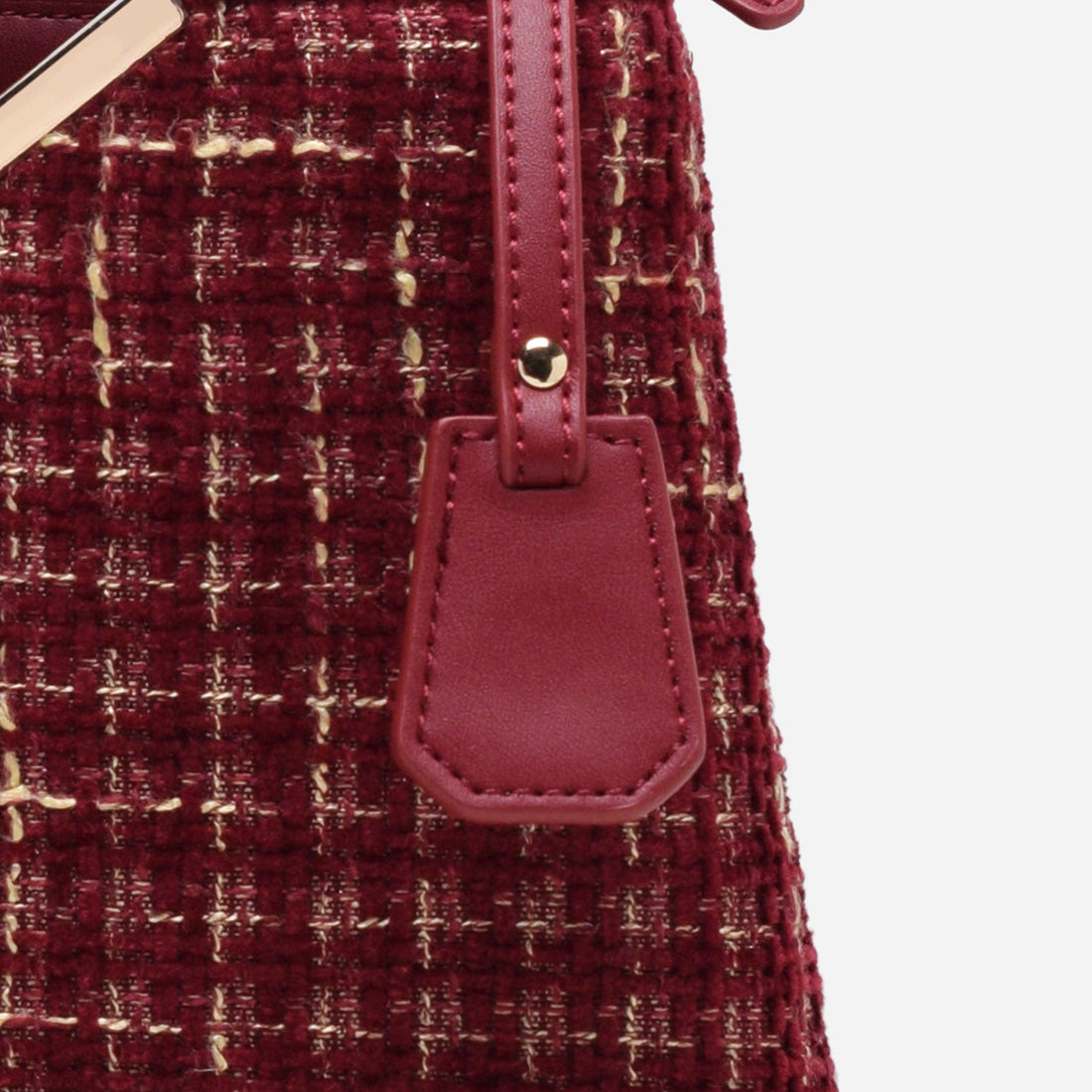 Maroon Tweed-text