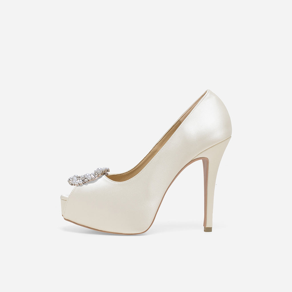Pearl White